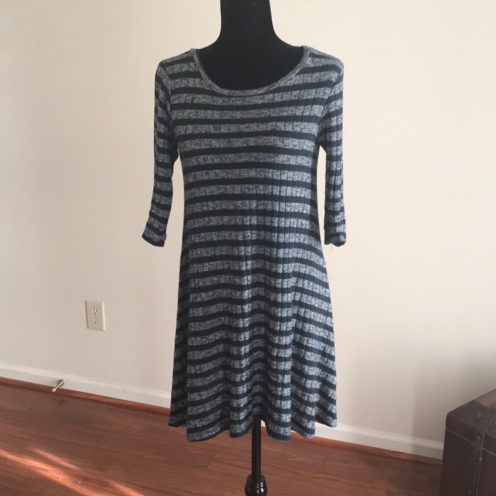 Living Doll Striped Dress 3/4 sleeve. Size small